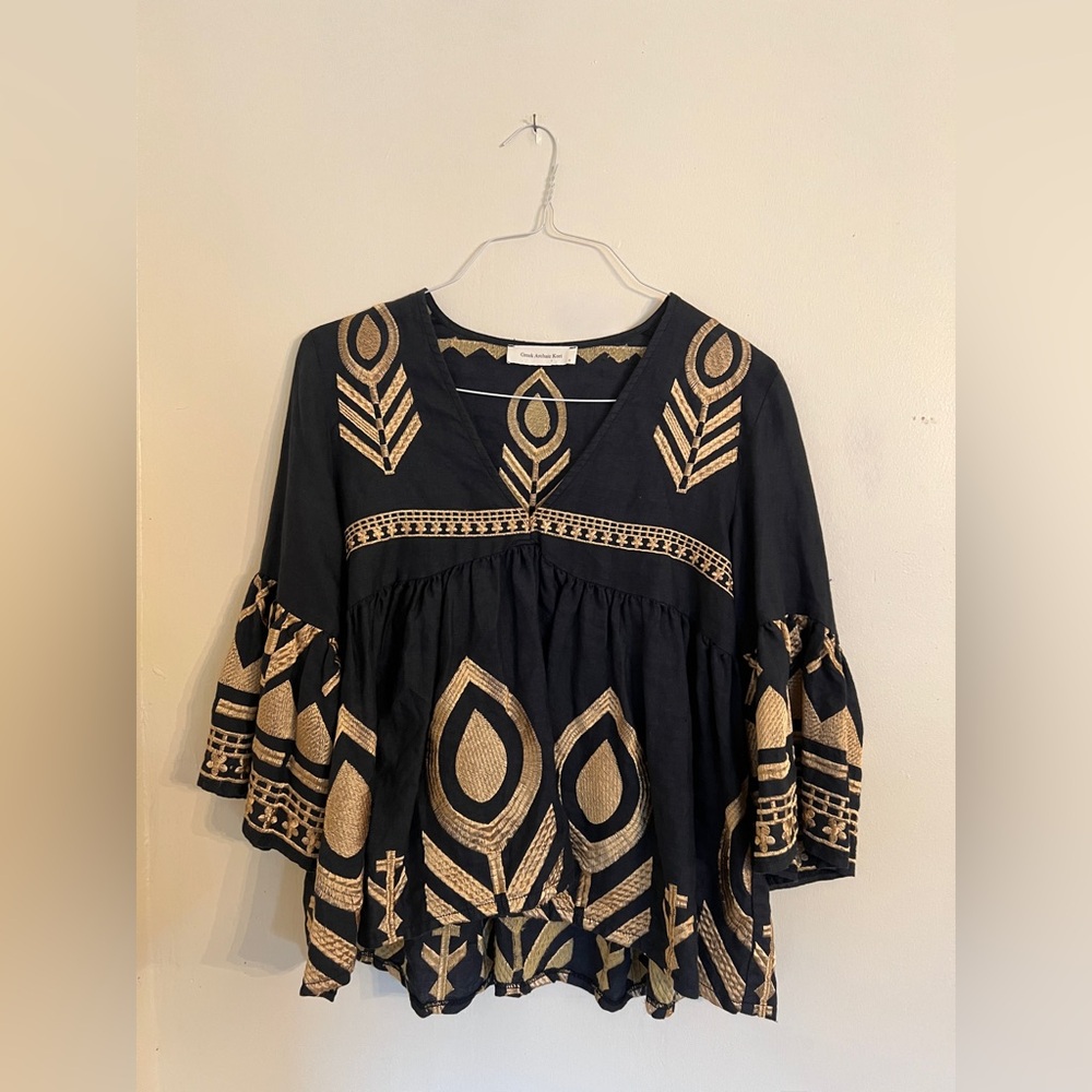 Excellent condition. Sz S. Greek Archaic Kori linen navy op with gold embroidery